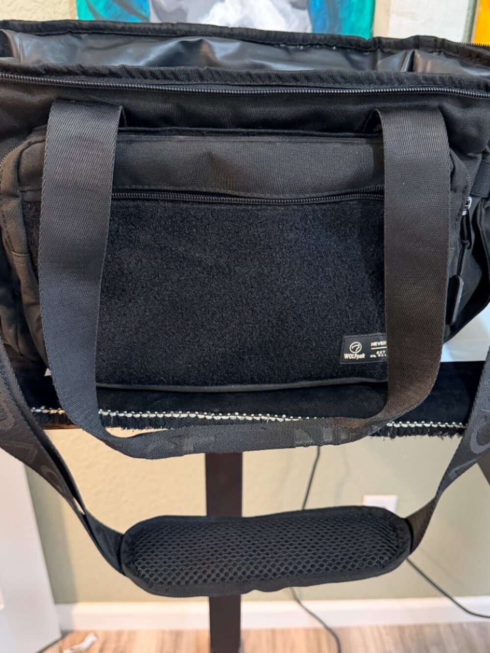 Wolfpak Black 30L Mega Cooler Bag Zip Closure 5 Pockets and x2 WP Cold pks